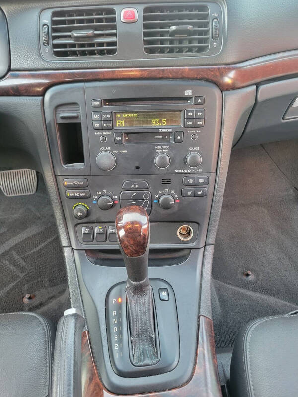 2004 Volvo S80 2.9