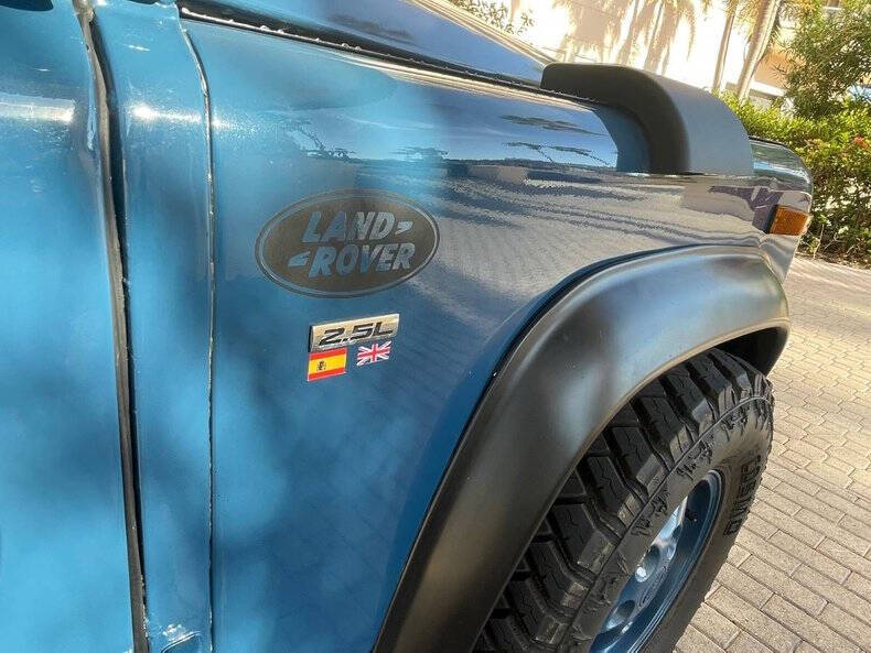 1988 Land Rover Defender