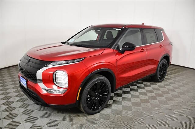 2026 Mitsubishi Outlander LE