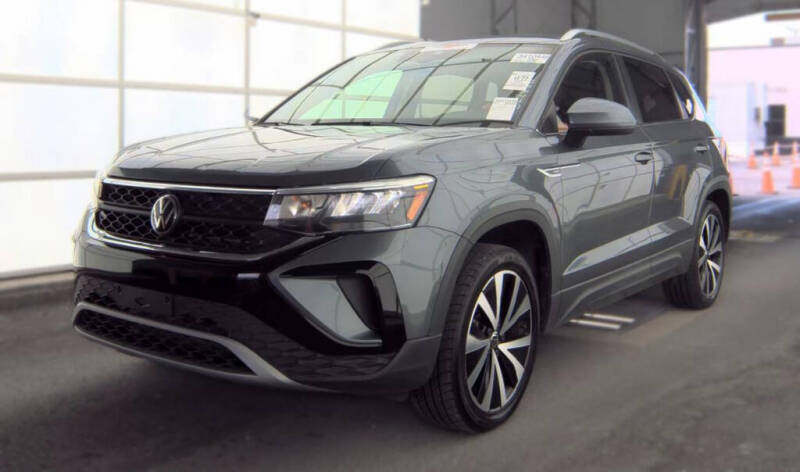 2024 Volkswagen Taos SE