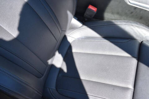2024 BMW 3 Series 330e