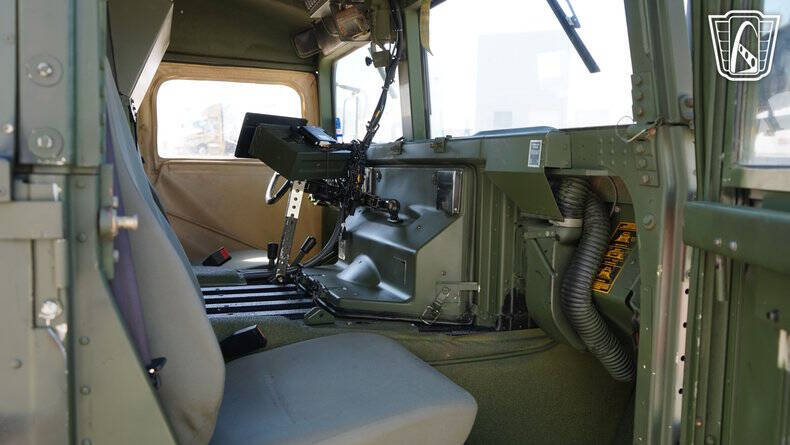 1991 AM General Hummer