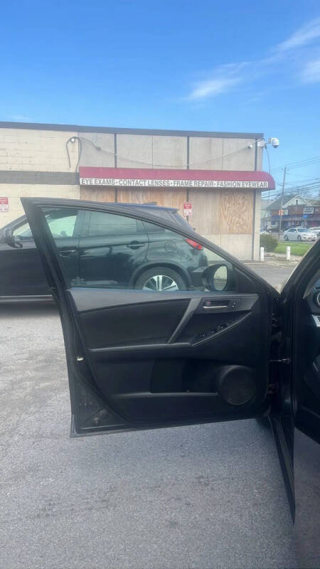 2013 Mazda MAZDA3 i Sport