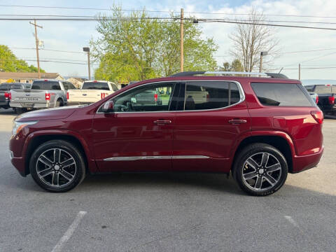 2017 GMC Acadia Denali