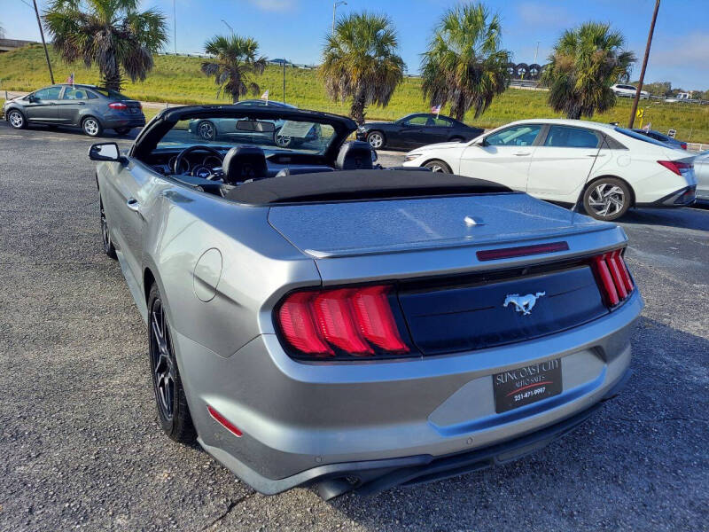2020 Ford Mustang EcoBoost