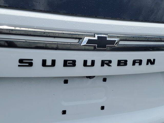 2022 Chevrolet Suburban RST