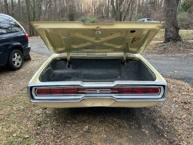 1966 Ford Thunderbird