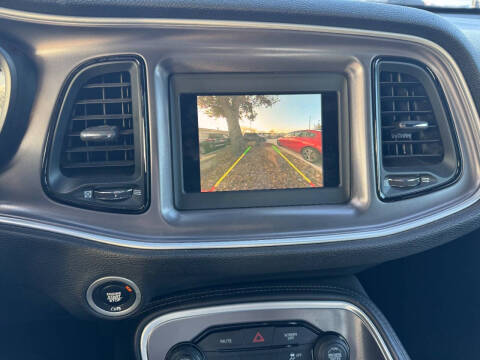 2020 Dodge Challenger SXT