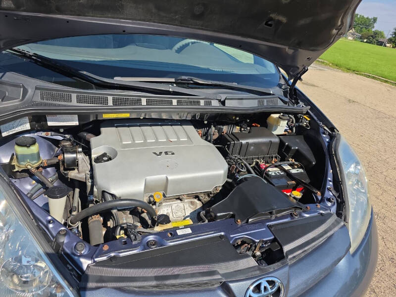 2007 Toyota Sienna LE 7-Passenger