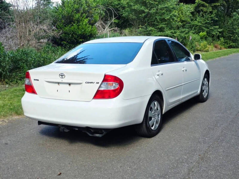 2004 Toyota Camry