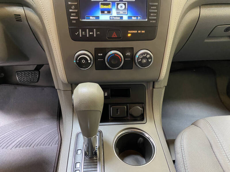 2016 Chevrolet Traverse LS