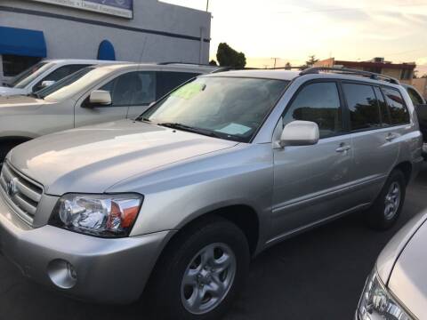 2007 Toyota Highlander for sale at Smart Choice Auto Sales in Oxnard CA