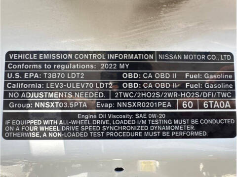 2022 Nissan Pathfinder SV