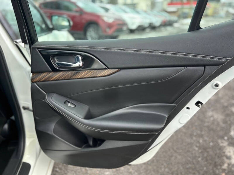 2017 Nissan Maxima Platinum