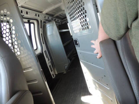 2023 GMC Savana 2500