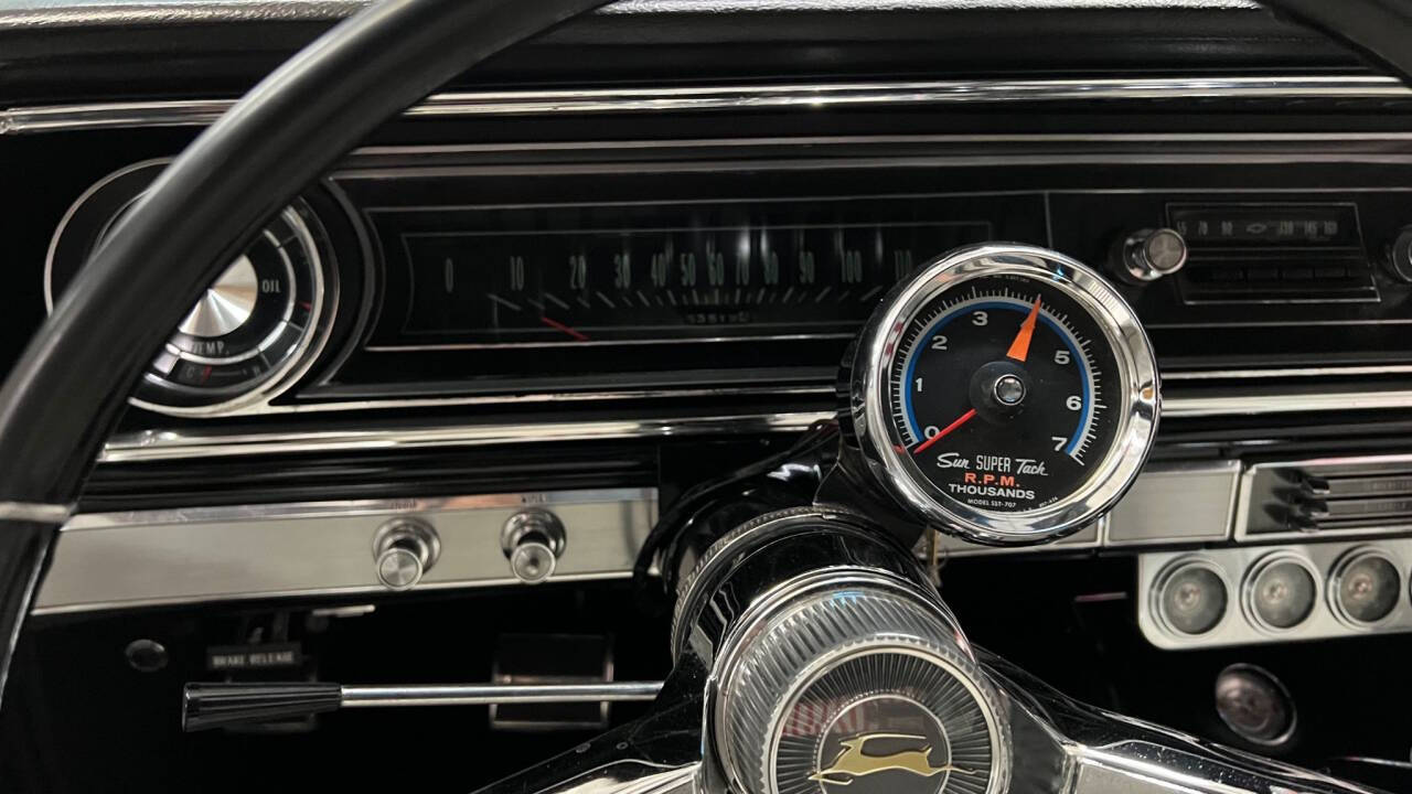 1965 Chevrolet Impala 396 L78 27