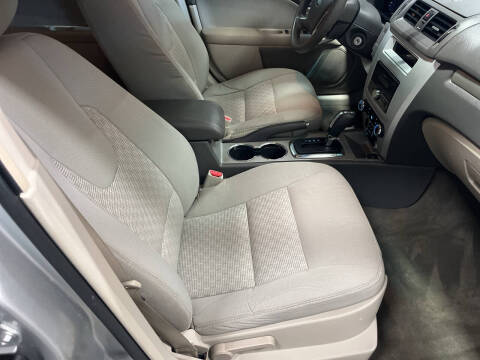 2011 Ford Fusion SE