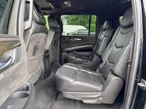 2017 Cadillac Escalade ESV Platinum
