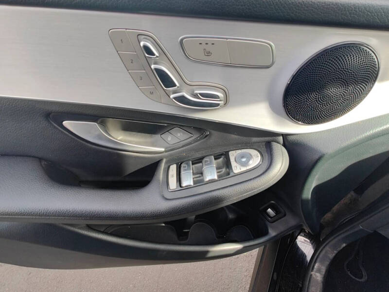 2022 Mercedes-Benz GLC GLC 300 4MATIC