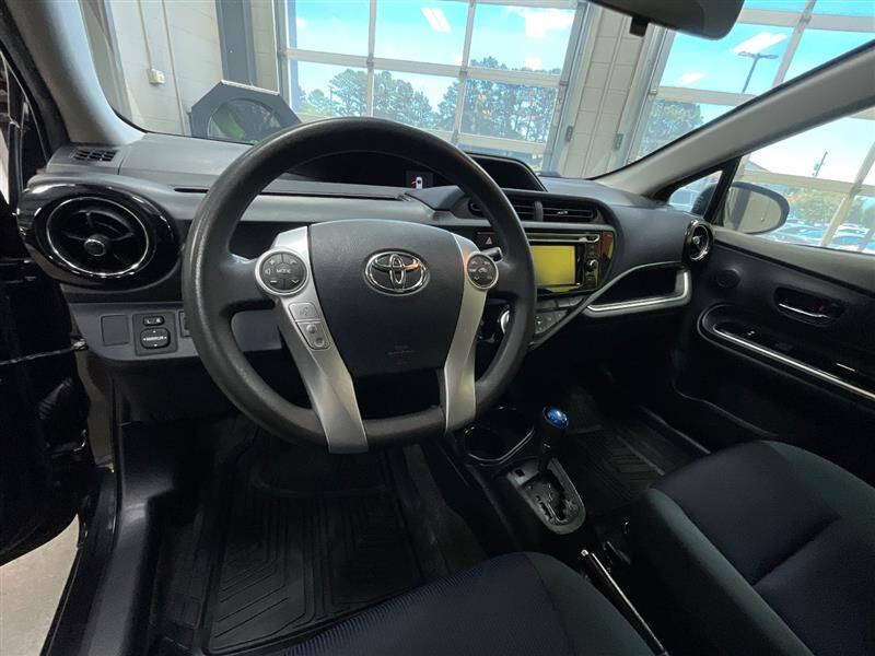 2016 Toyota Prius c Two