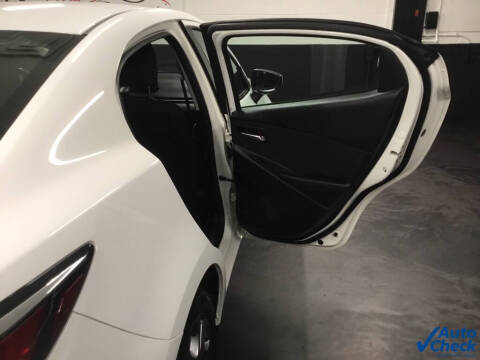 2019 Toyota Yaris LE