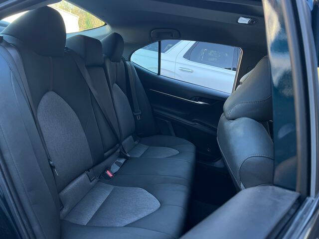 2019 Toyota Camry LE