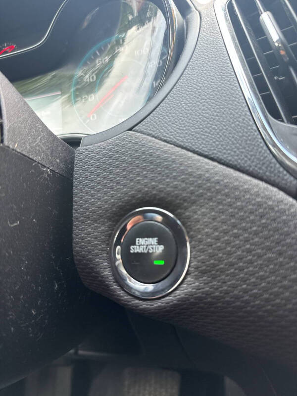 2018 Chevrolet Cruze LT Auto