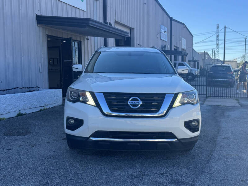 2018 Nissan Pathfinder SL