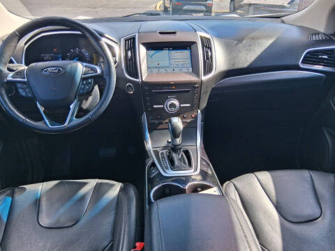 2017 Ford Edge Titanium
