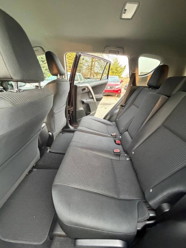 2016 Toyota RAV4 LE