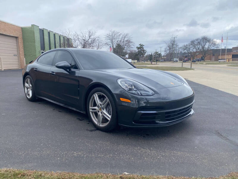 2018 Porsche Panamera