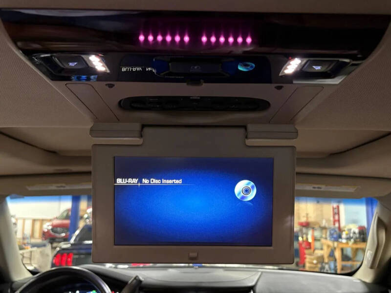 2016 Cadillac Escalade ESV Luxury Collection