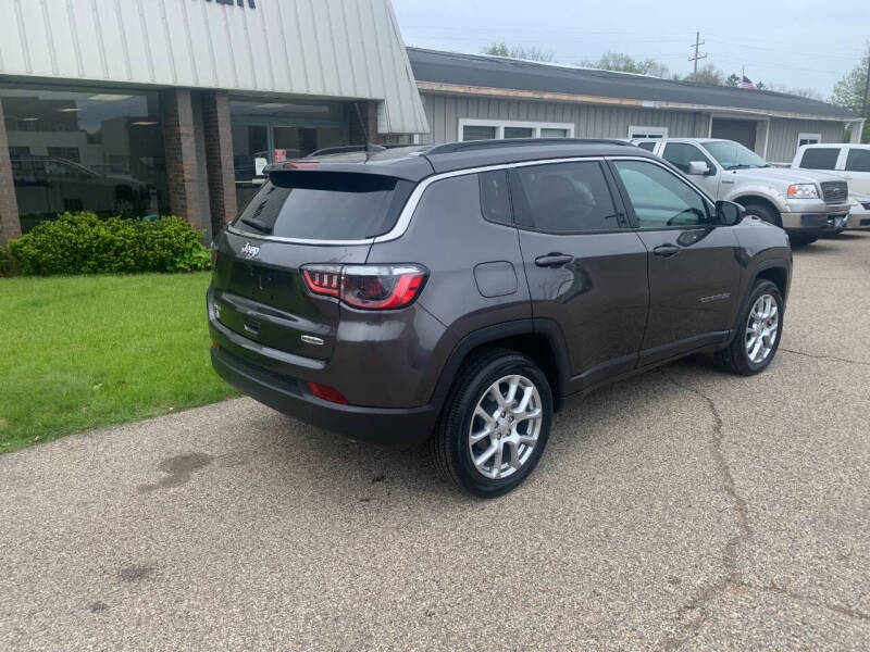 2023 Jeep Compass Latitude Lux