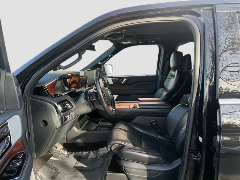 2023 Lincoln Navigator L Reserve