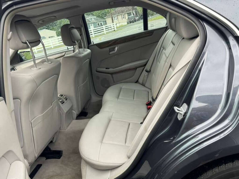 2011 Mercedes-Benz E-Class E 350 BlueTEC Luxury