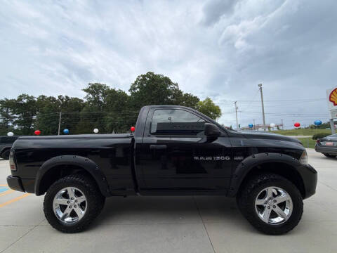 2012 RAM 1500 ST