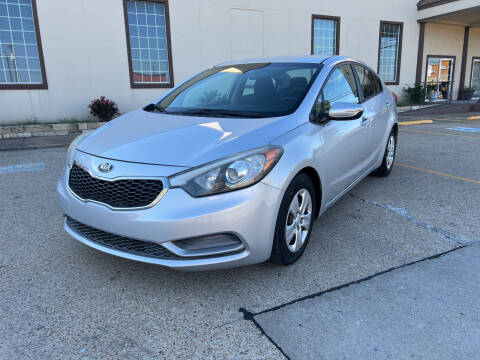 2015 Kia Forte for sale at International Auto Sales in Garland TX