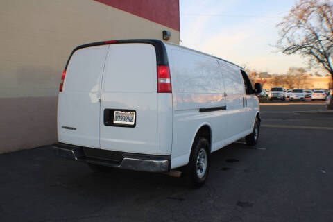 2017 Chevrolet Express 3500