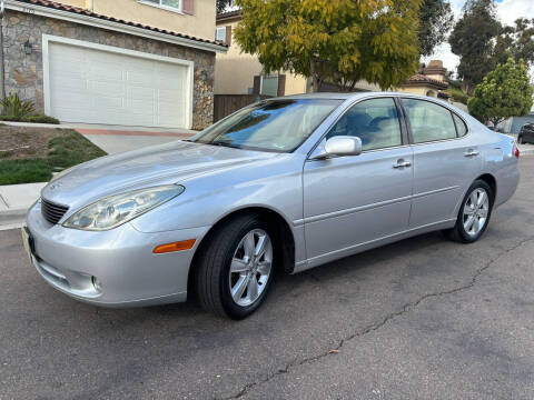 2005 Lexus ES 330 for sale at CALIFORNIA AUTO GROUP in San Diego CA
