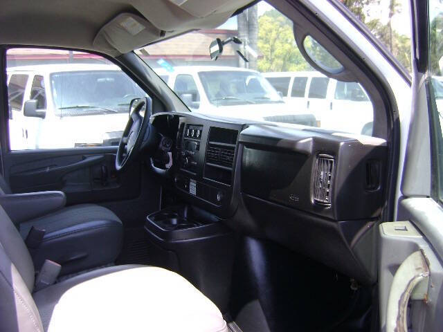 2009 GMC Savana 3500