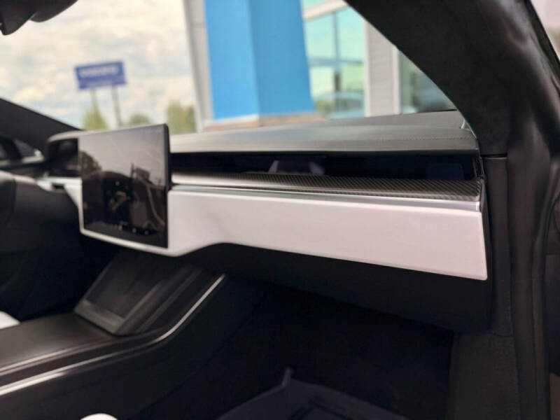 2022 Tesla Model S Plaid