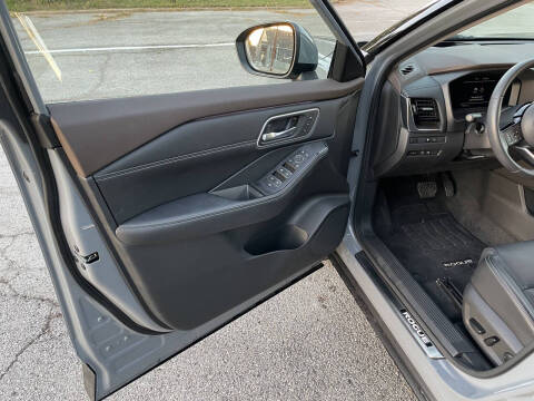 2023 Nissan Rogue Platinum