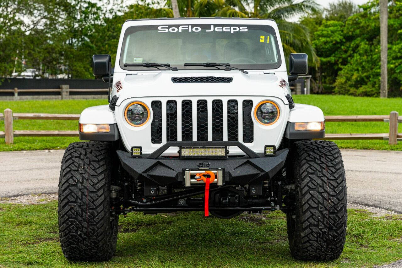2020 JEEP Gladiator Pickup - $57,999