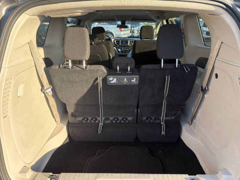 2017 Chrysler Pacifica Touring