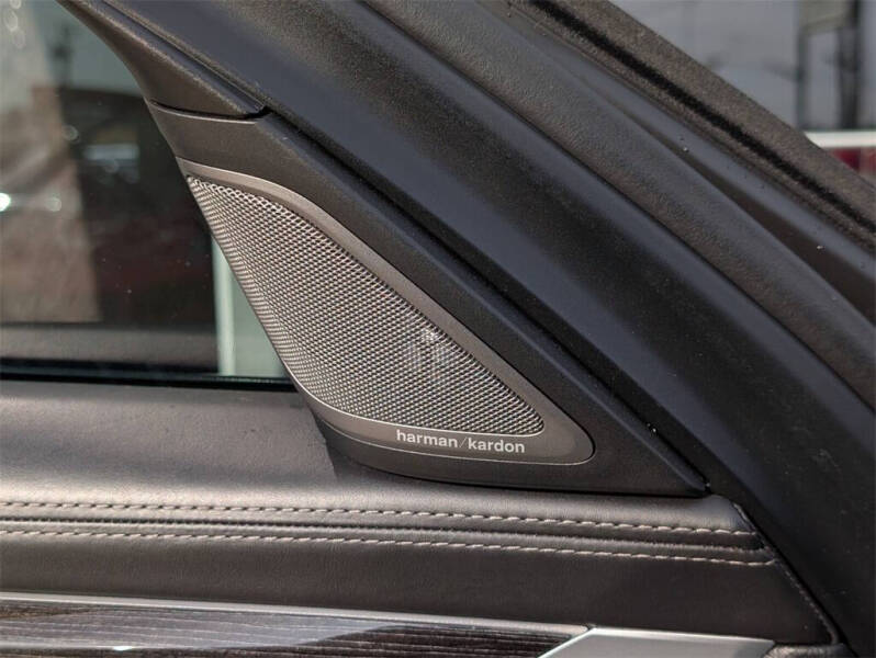 2019 BMW 7 Series 740i