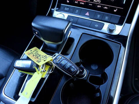 2019 Audi Q8 quattro Premium 55 TFSI