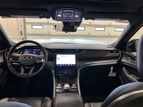 2025 Jeep Grand Cherokee Overland