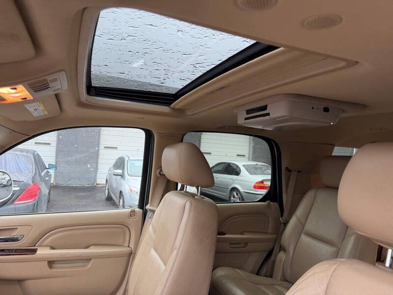 2011 Cadillac Escalade