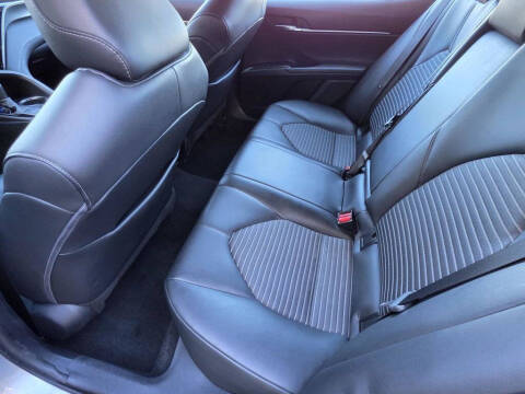 2022 Toyota Camry SE