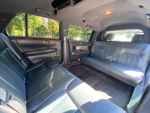 2011 Cadillac DTS Pro Coachbuilder Limo